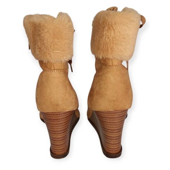 BAMBOO FAUX FUR WEDGE BOOTIES SZ.8 EUC. - Picture 5 of 8